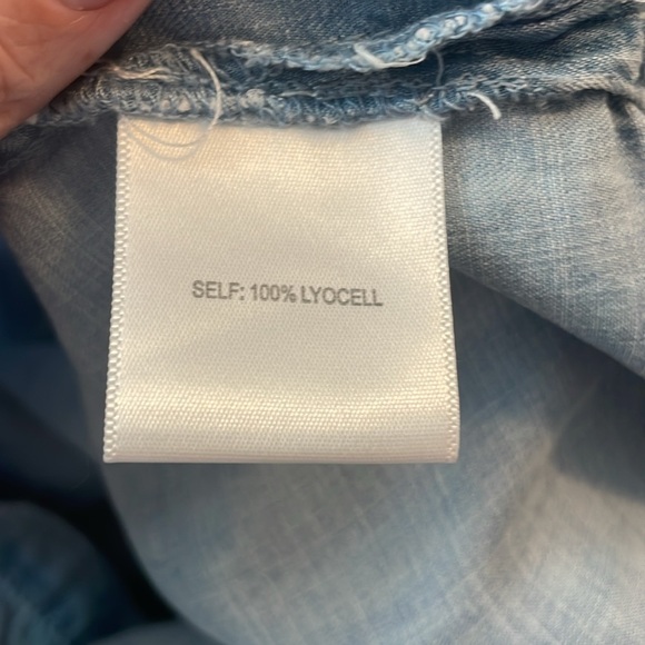 Jane & Delancey Oversized Chambray Shirt - Picture 6 of 7